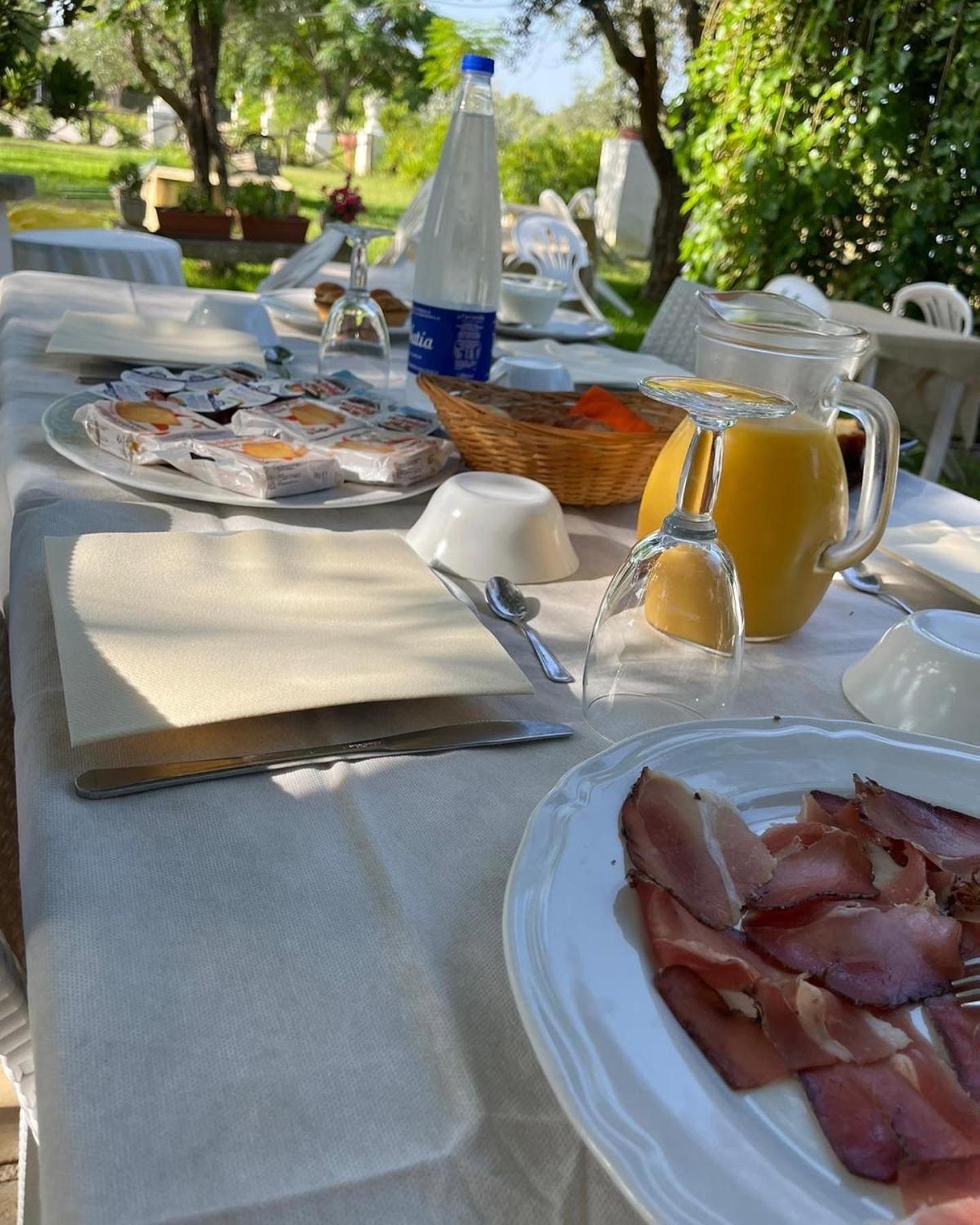 Agriturismo Tenuta La Monaca Aradeo Экстерьер фото