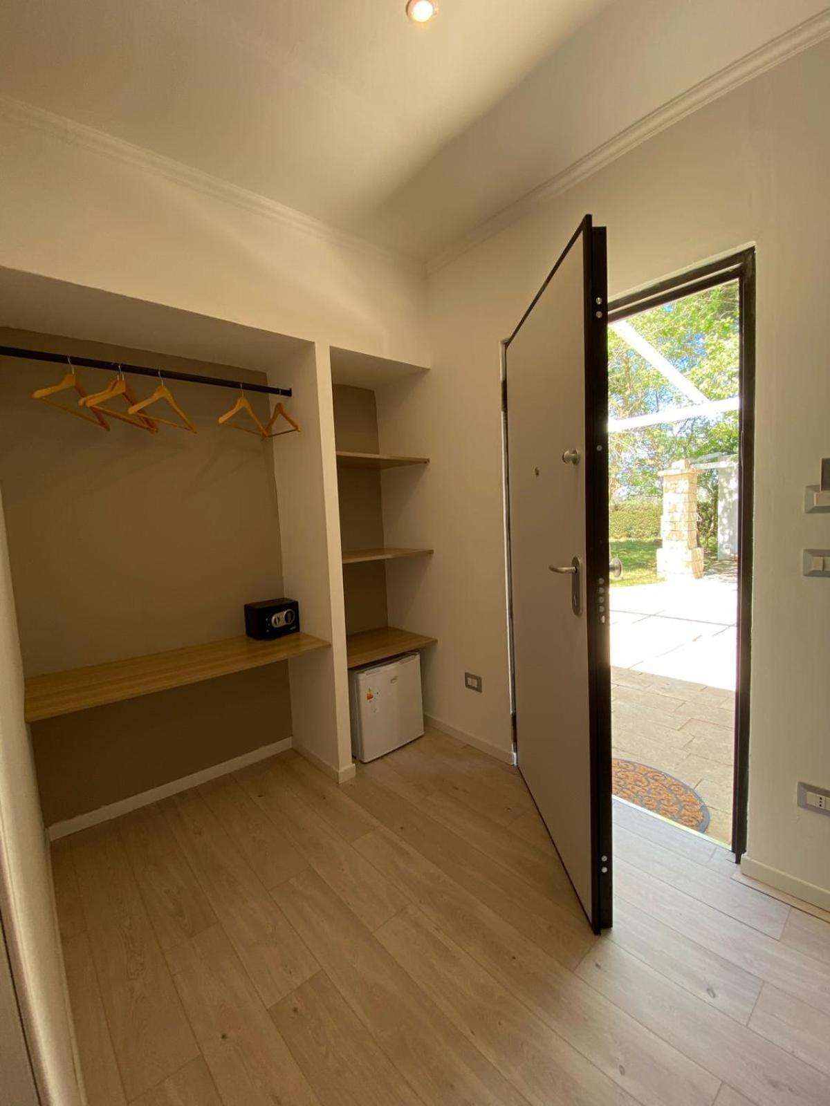 Agriturismo Tenuta La Monaca Aradeo Экстерьер фото